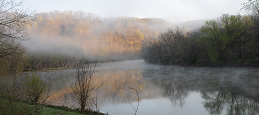 Misty morning on the Mon River